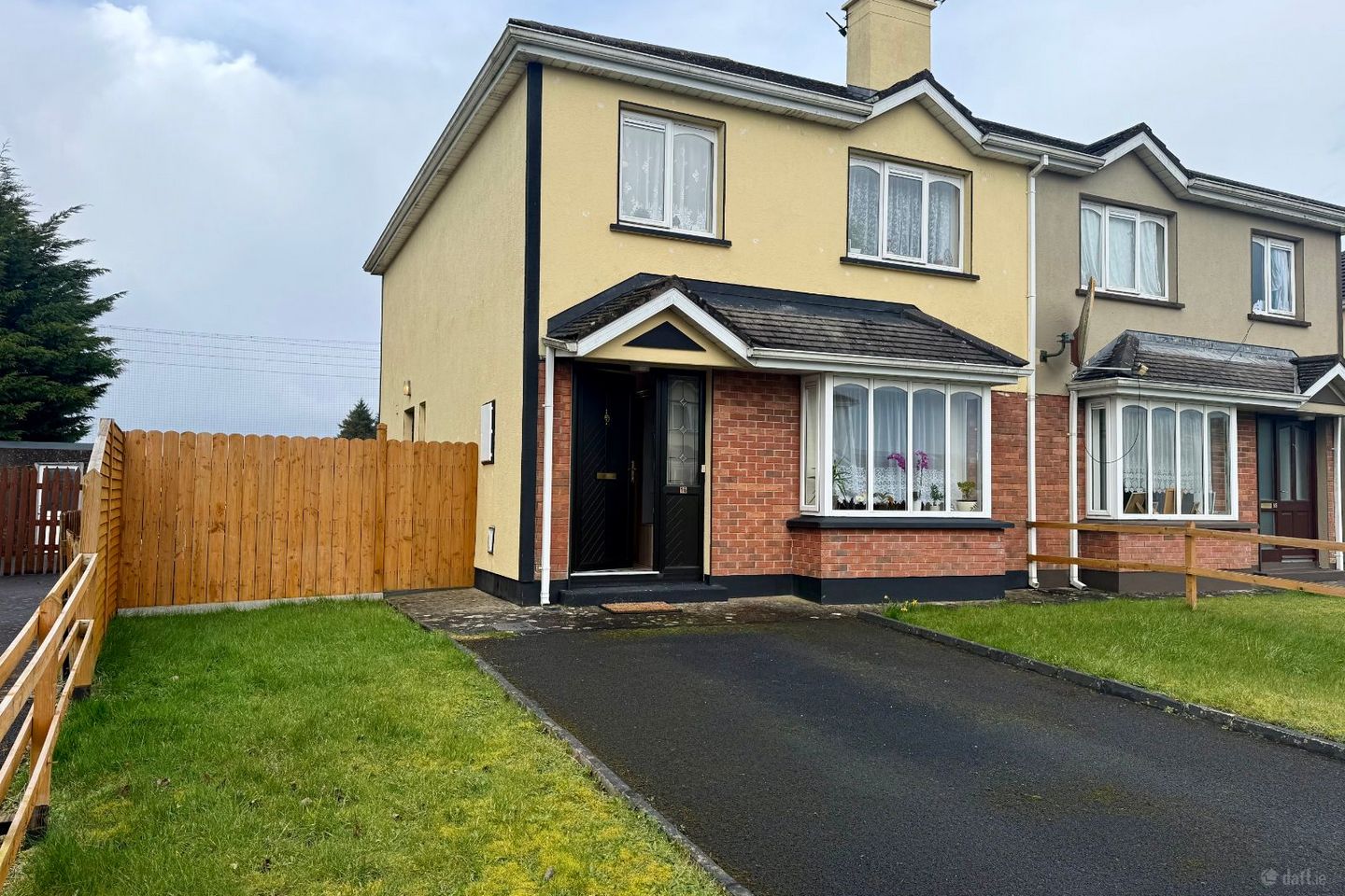 16 Abbey Vale, Ballyhaunis, Co. Mayo, F35WR88