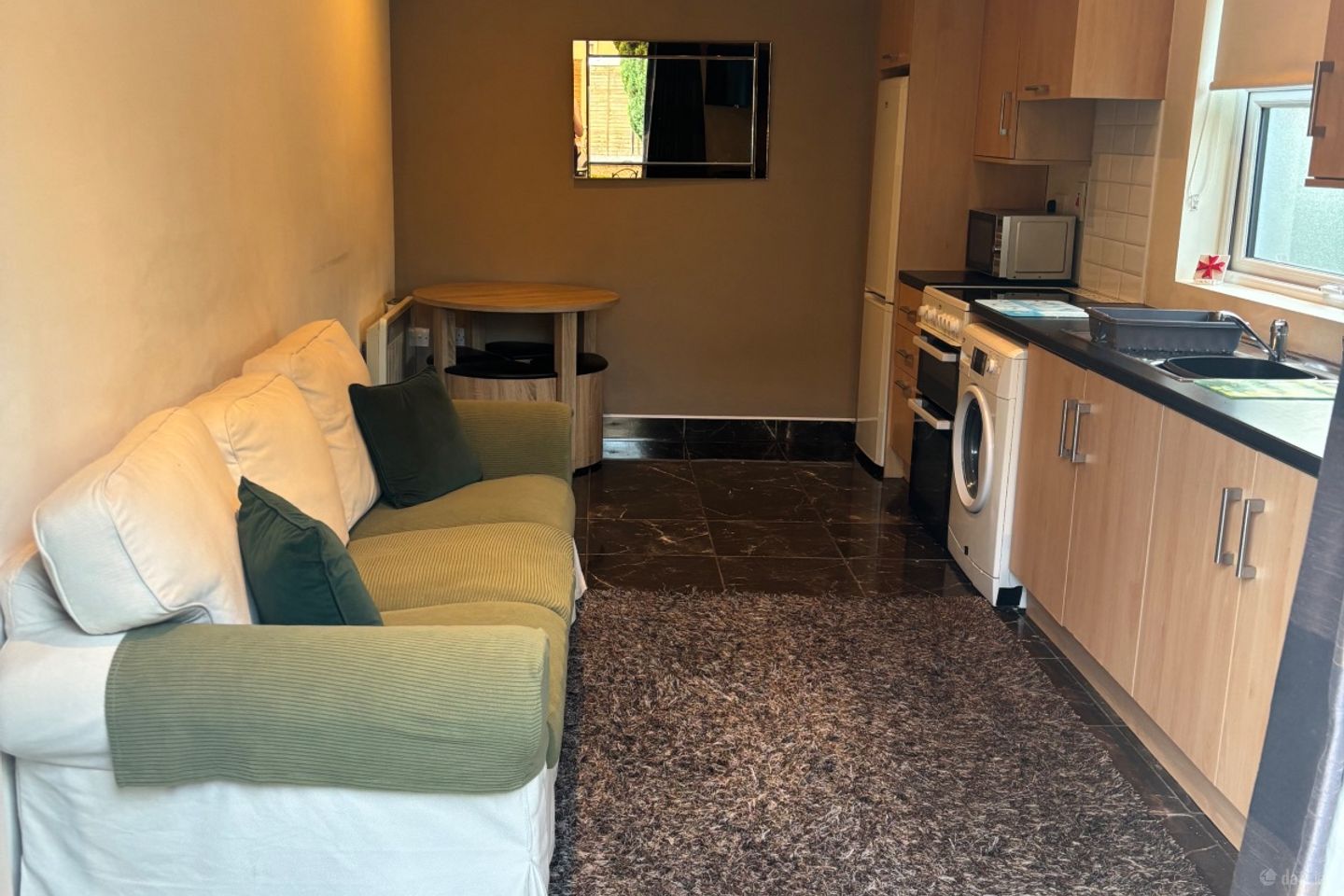 Palmerstown Ave, Dublin 20