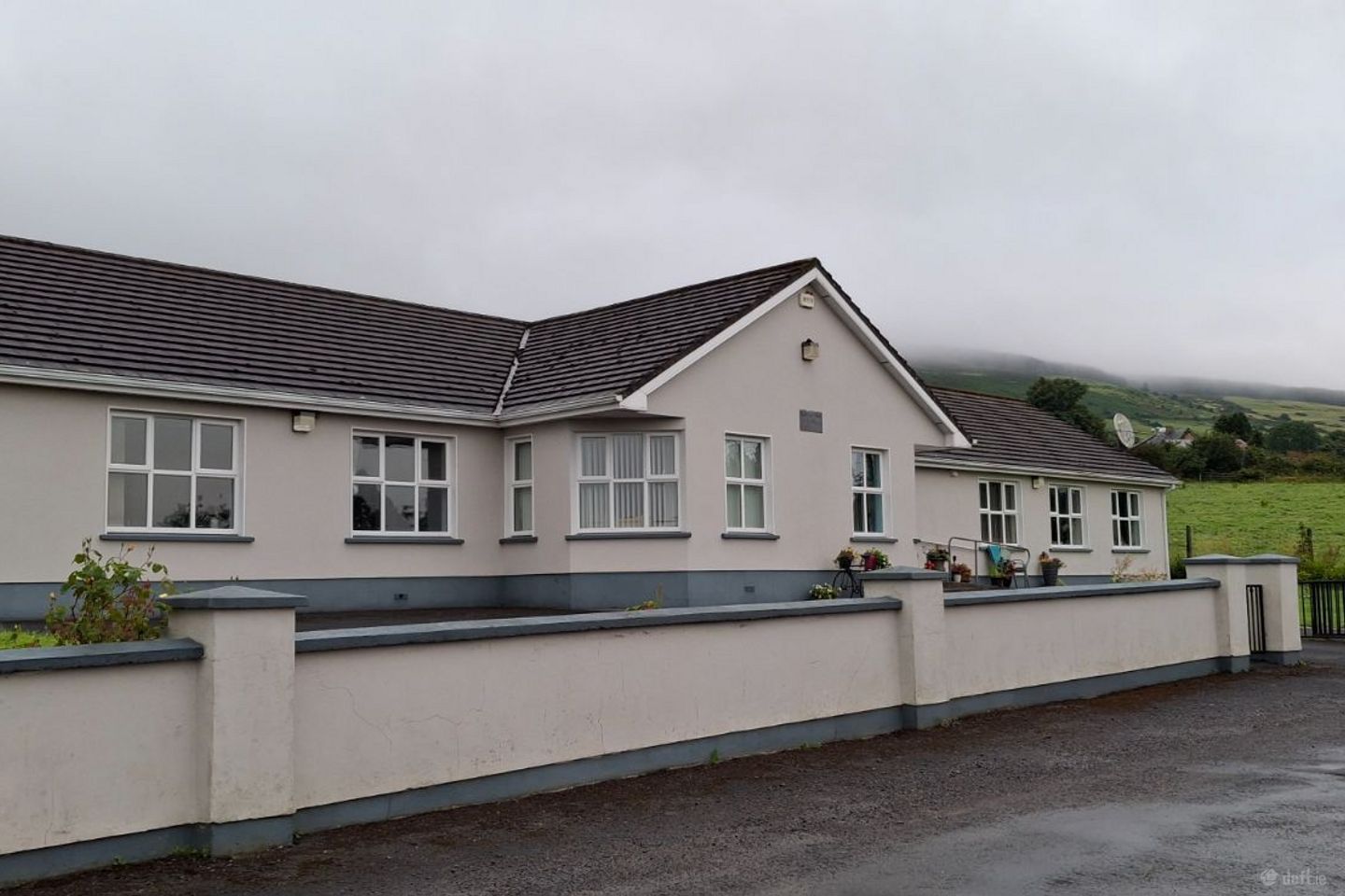 Samhlaíocht, Kilbane, Broadford, Co. Clare, V94P791