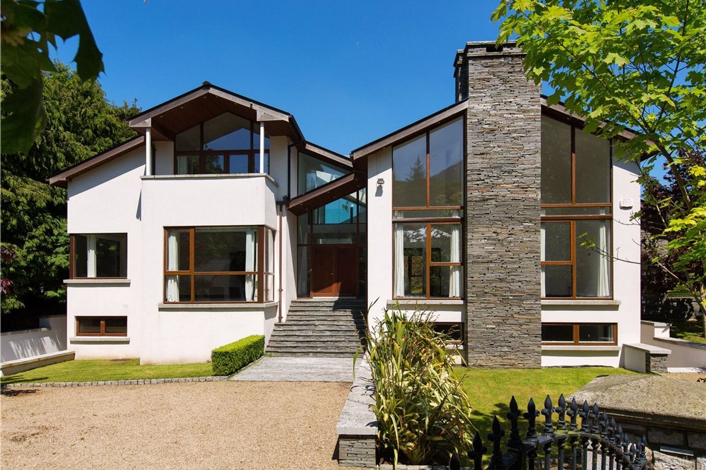 1 The Vale, Rocky Valley, Kilmacanogue, Co. Wicklow