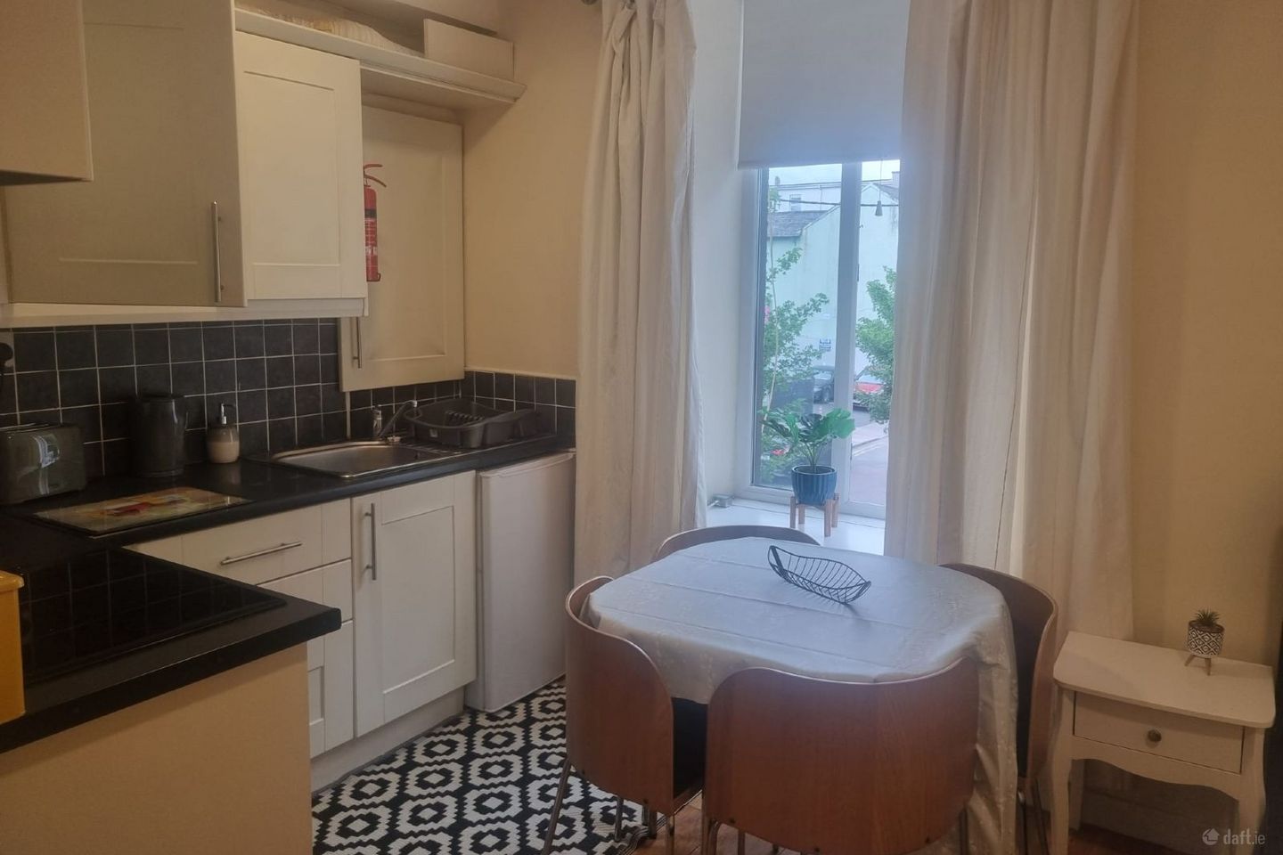 Apartment 5, Abbey House, 25 Henry Street, Cork, Cork City Centre, Co. Cork
