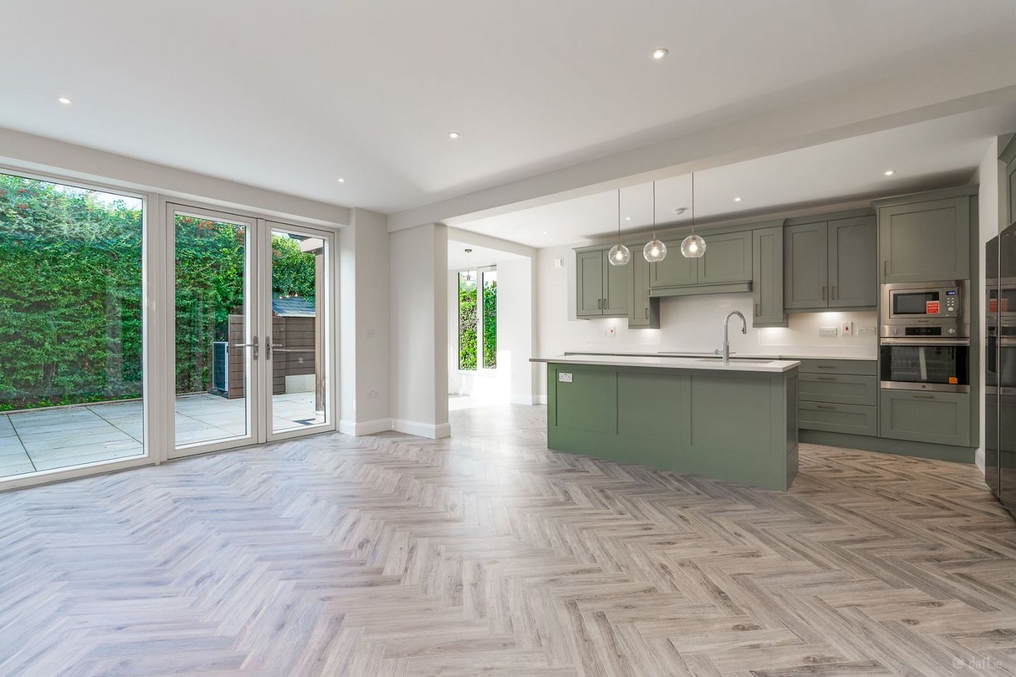 Merrion Village, Merrion Road, Merrion, Dublin 4