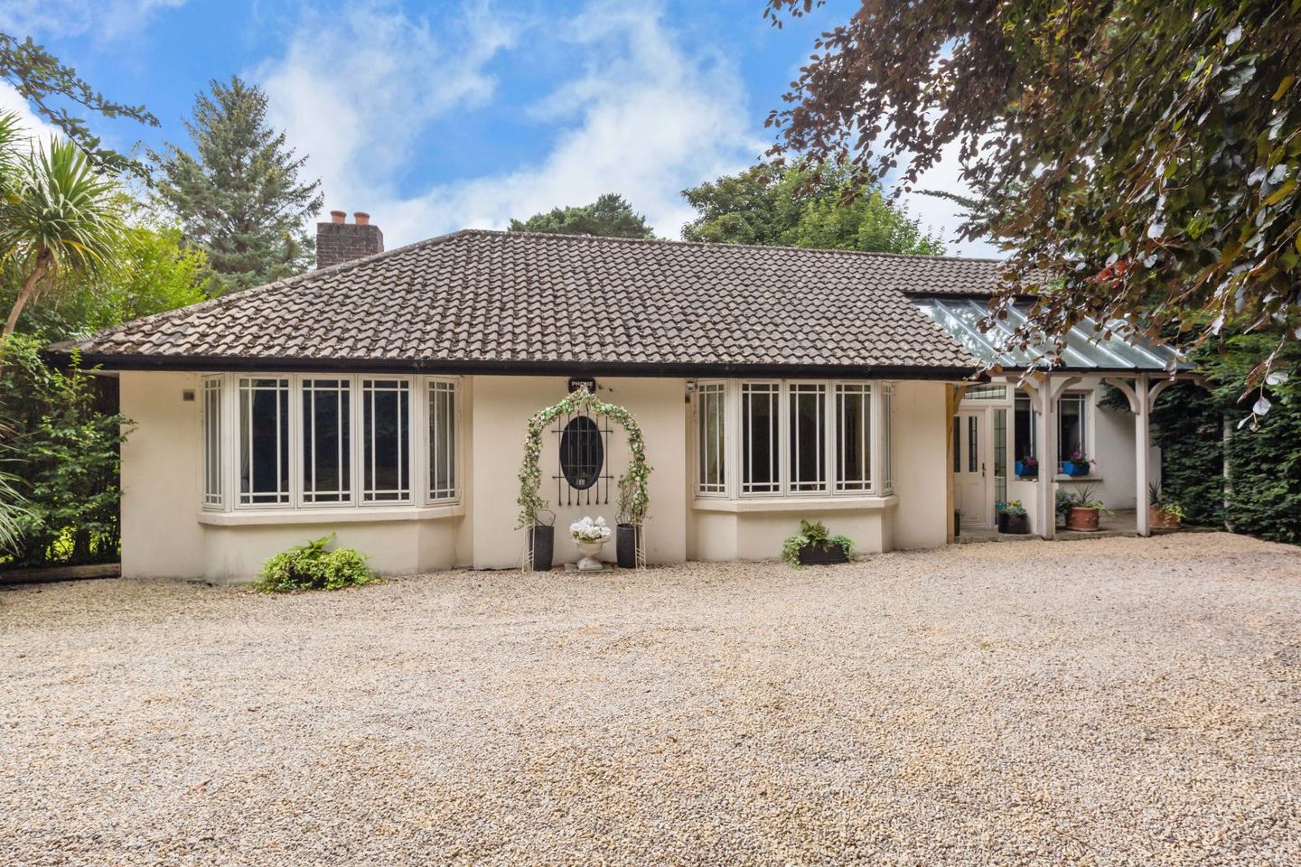 Londolozi, Torquay Road, Foxrock, Dublin 18, D18K6V4