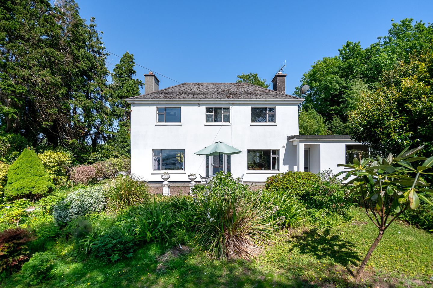 Woodside House, Sound Road, Kenmare, County Kerry, V93X2R8