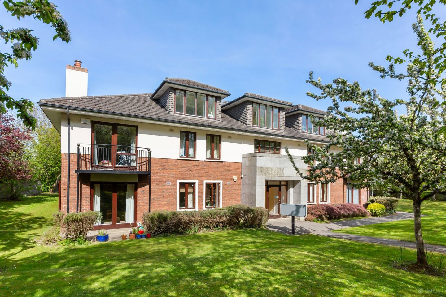 2 Mountbrook, Stillorgan Road, Blackrock, Co. Dublin, A94XN77