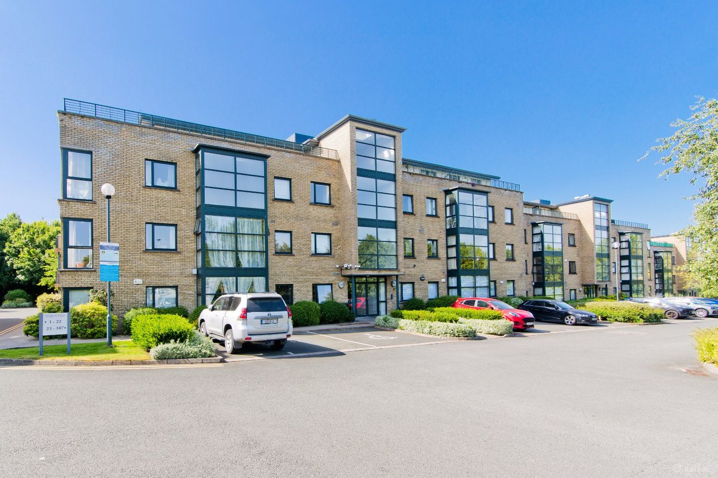 42 Marlay View, Ballinteer, Dublin 16, D16F014