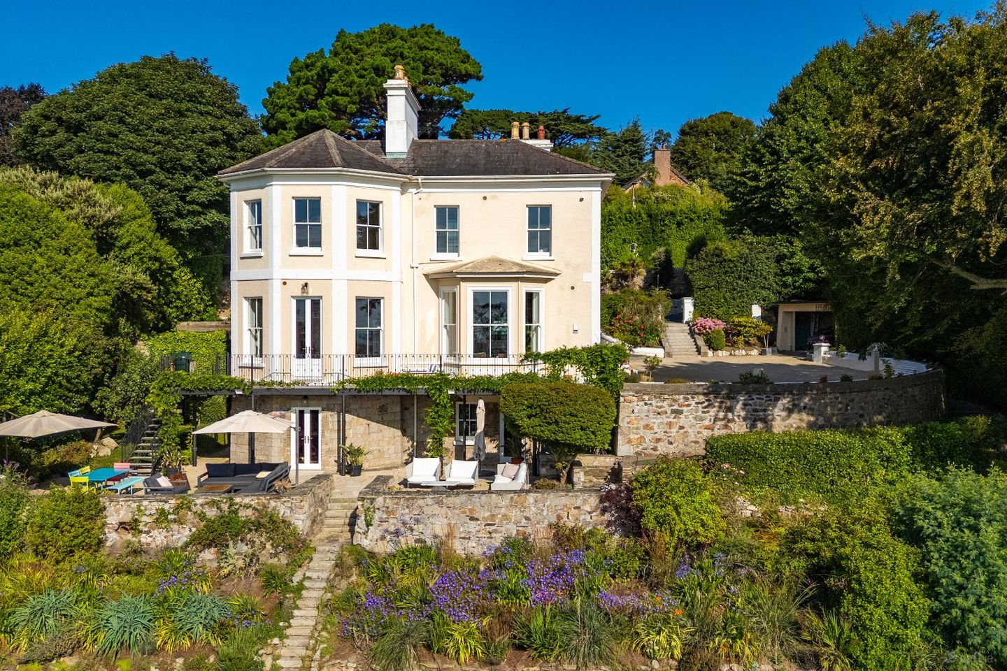 Palermo and The Mews, Killiney Hill Road , Killiney, Co. Dublin, A96DP66