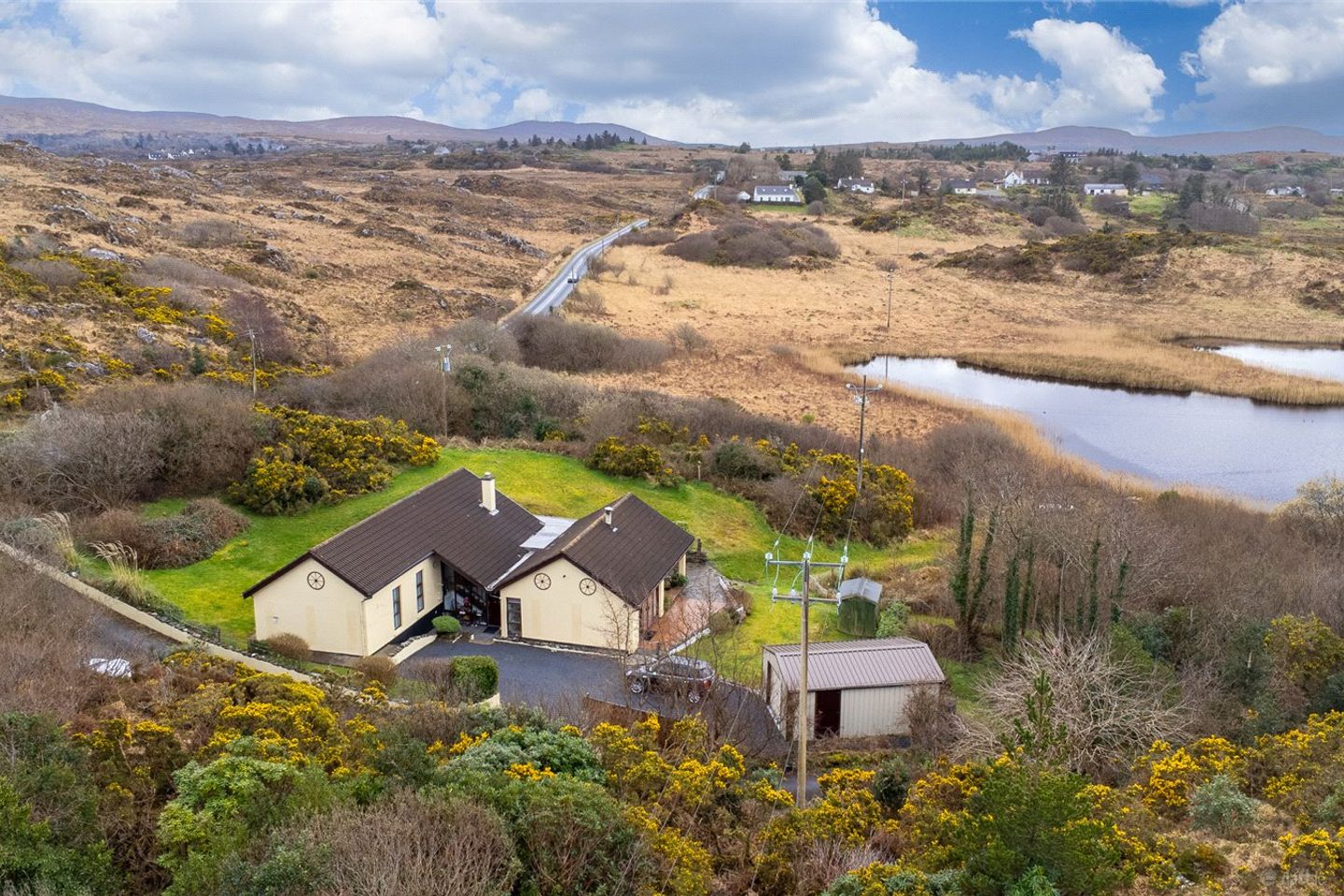 Lake Cottage, Dawros More, Letterfrack, Connemara, Co. Galway, H91A7X0