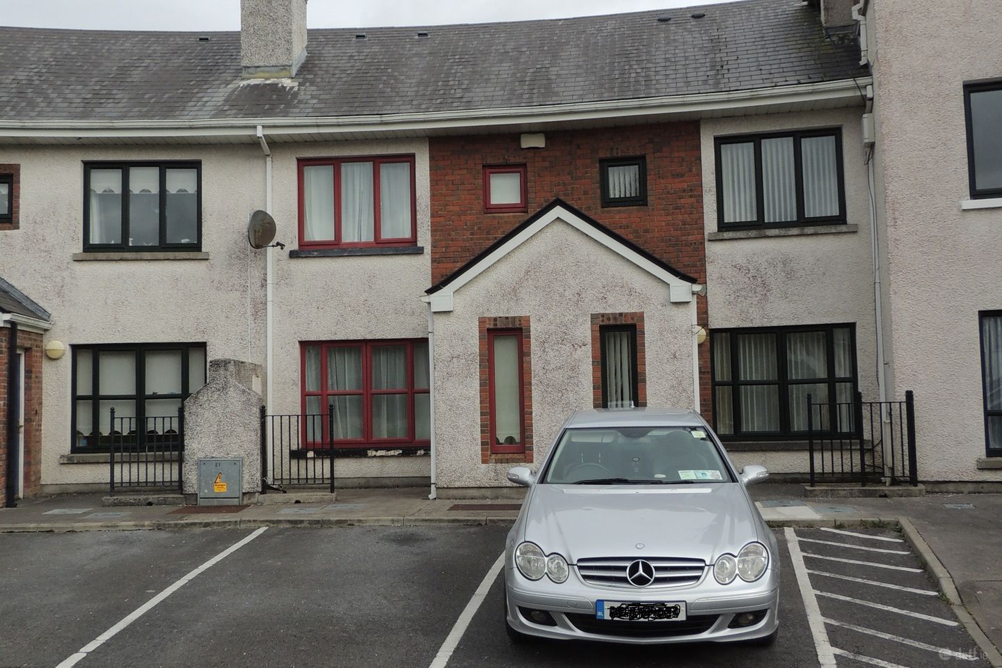42 Baile An Choiste, Headford Road, Co. Galway