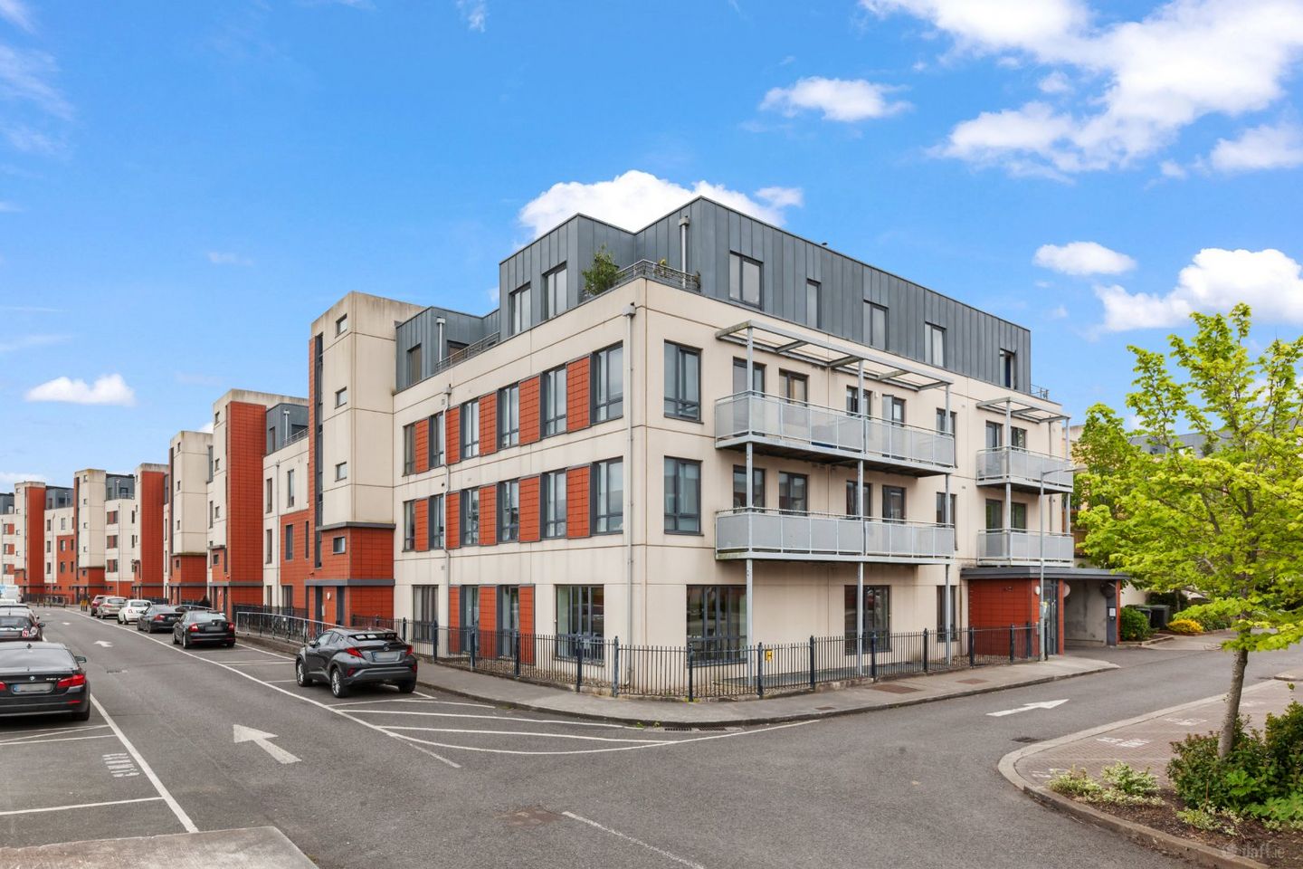 33 Clearwater Court North, Royal Canal Park, Ashtown, Dublin 15, D15WN44