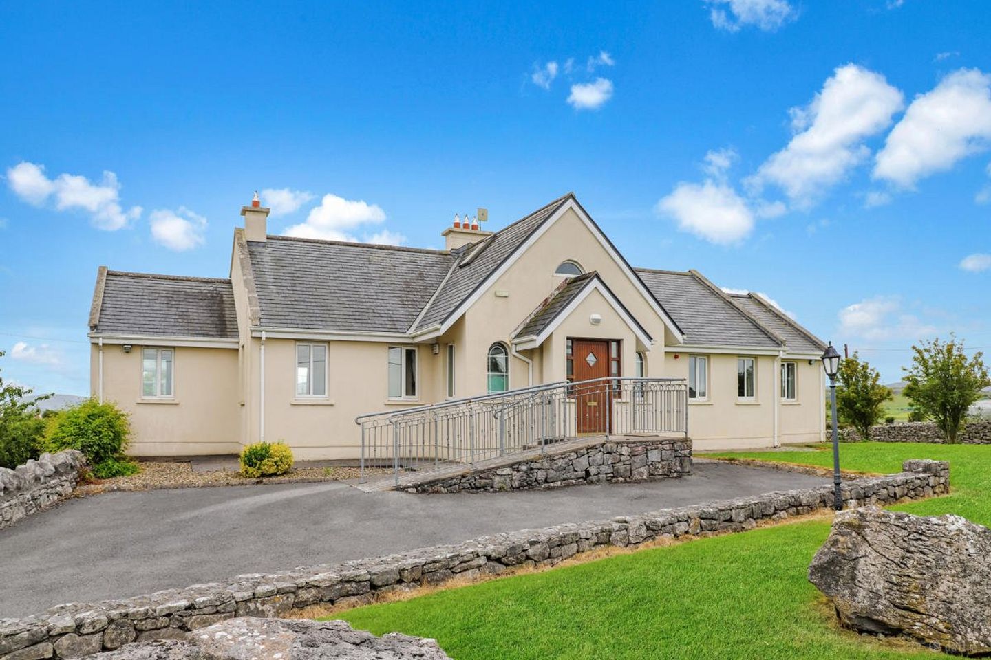 Cloosh, Kinvara, Co. Galway, H91V59F