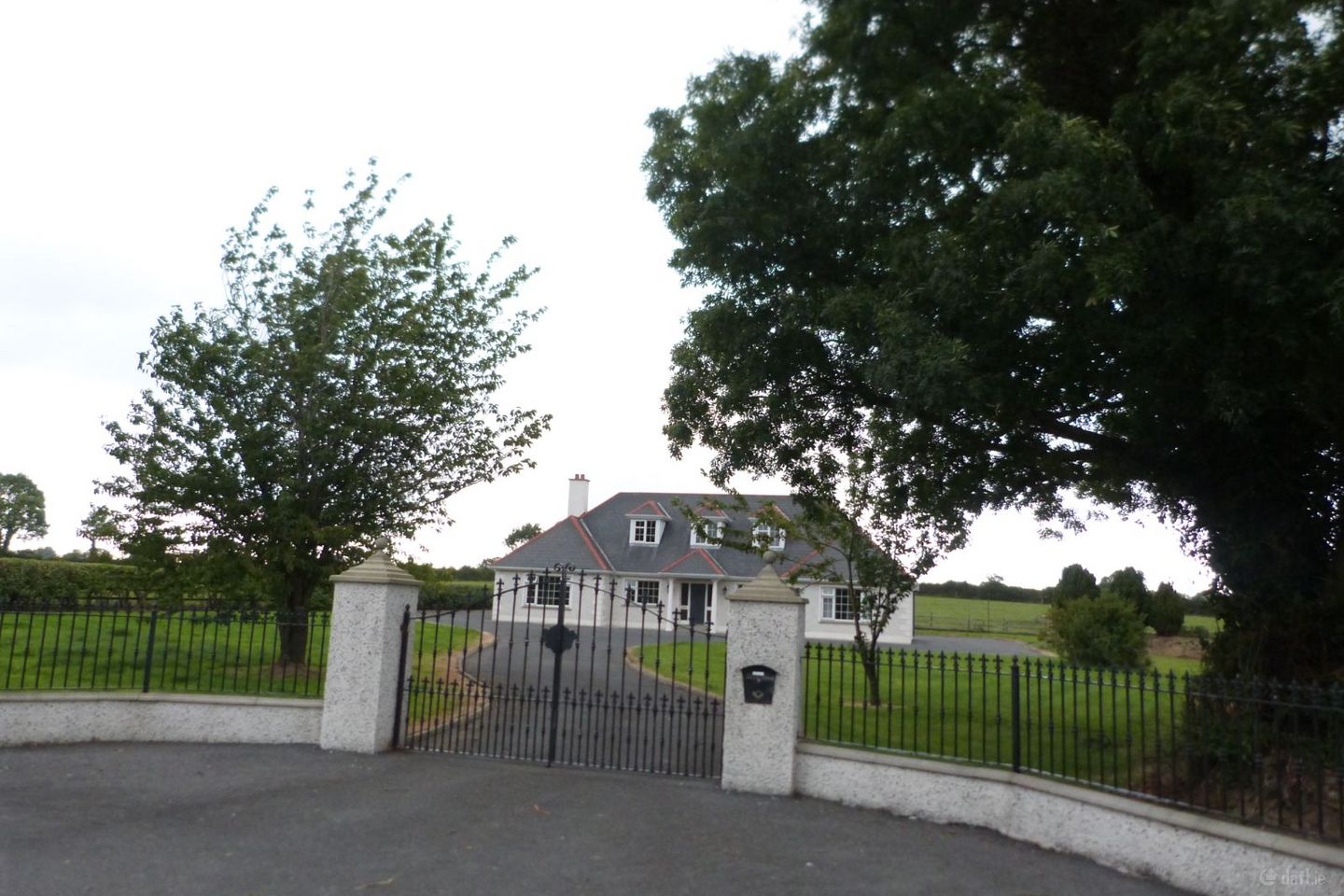 Earlsgrove, Knocktopher, Stoneyford, Co. Kilkenny