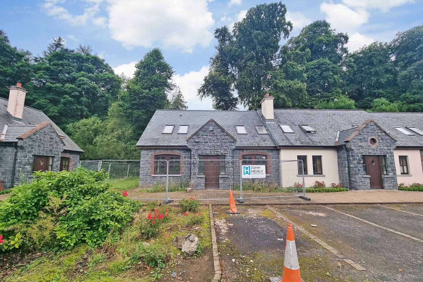 4 Lakeside, Mount Falcon Estate, Ballina, Co. Mayo, F26HV0T
