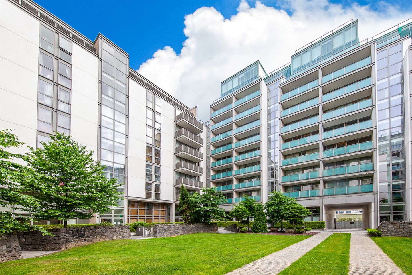 Apartment 26, Pakenham House, Spencer Dock, IFSC, Dublin 1, D01W422