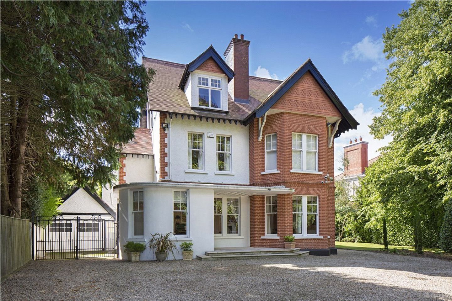 Belmont, Kerrymount Avenue, Foxrock, Dublin 18, D18V3K0
