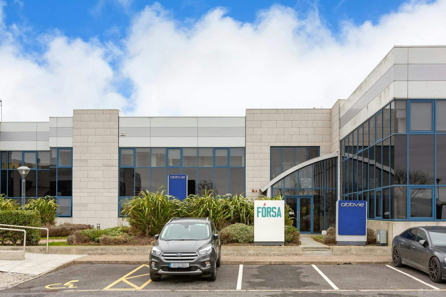 Unit 2.3, Block 2 Woodford Business Park, Dublin 17