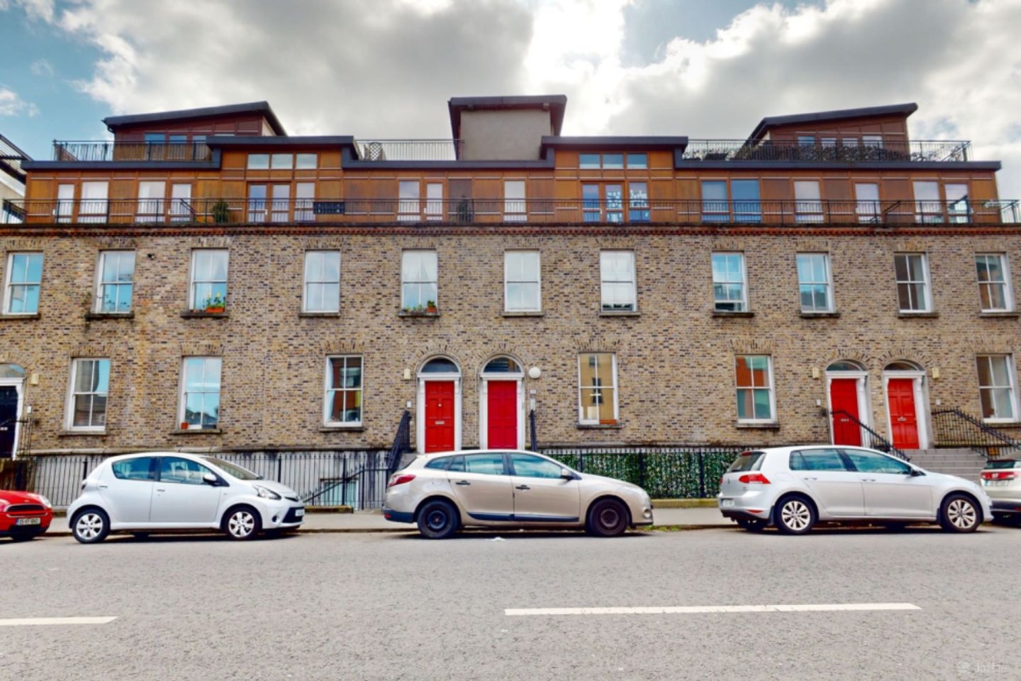12 Hogan Square, Hogan Place, Grand Canal Dock, Dublin 2, D02F993