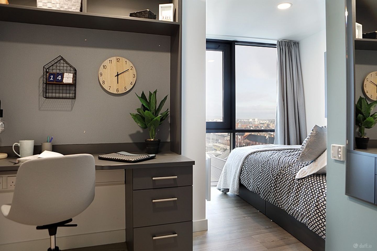 Gold Ensuite- 41 weeks, Beckett House, 123 Summerhill, Dublin 1