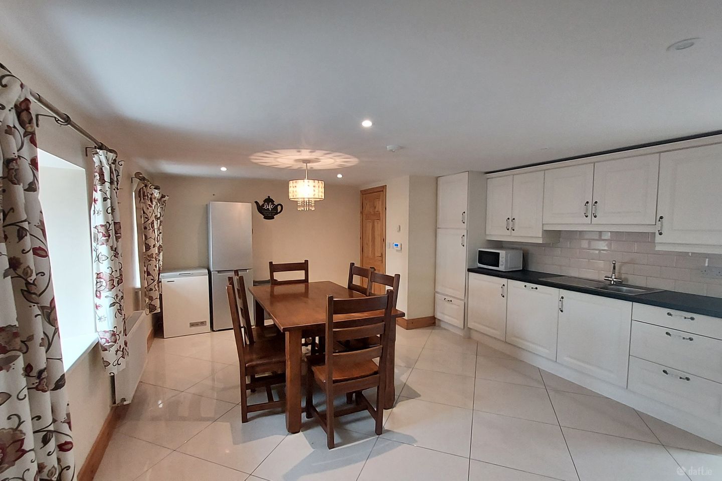 COOLMORE FARMHOUSE, Coolmore Farmhouse, Knocktopher, Co. Kilkenny