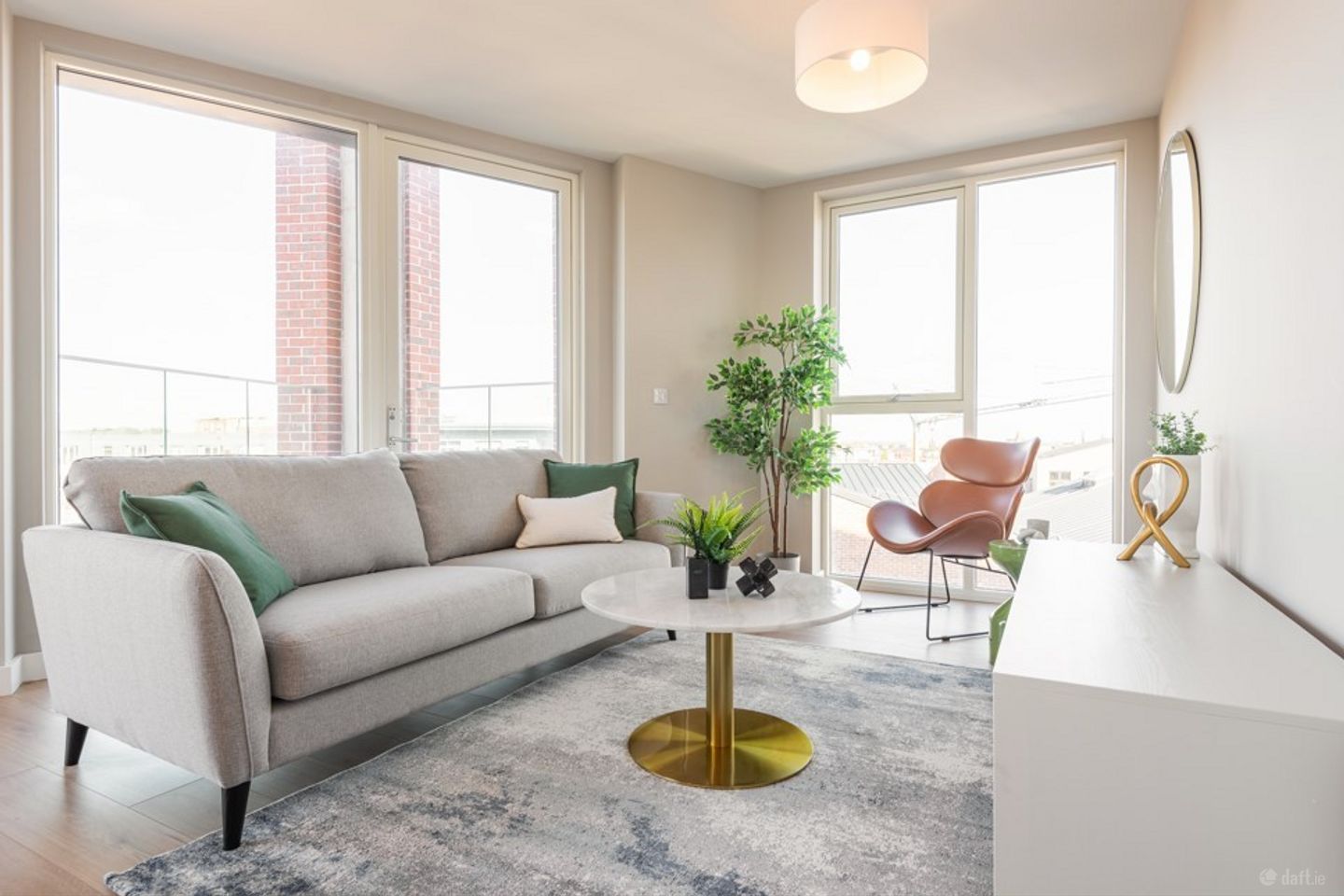 Two Bed, 18 Newmarket Square, Dublin City Centre, Dublin 8