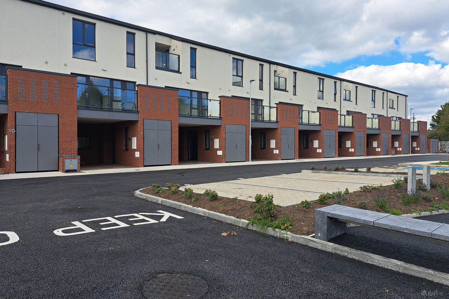 Three Bedroom duplex, Cearbhall Court, Naas, Co. Kildare