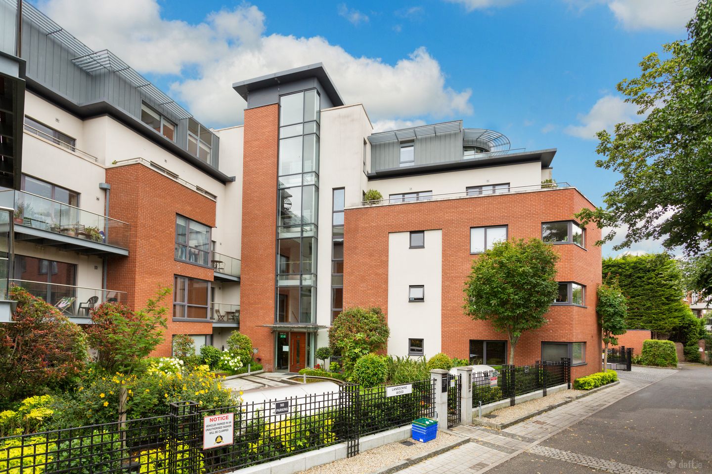 Apartment 17, Lansdowne Wood, Lansdowne Road, Ballsbridge, Dublin 4