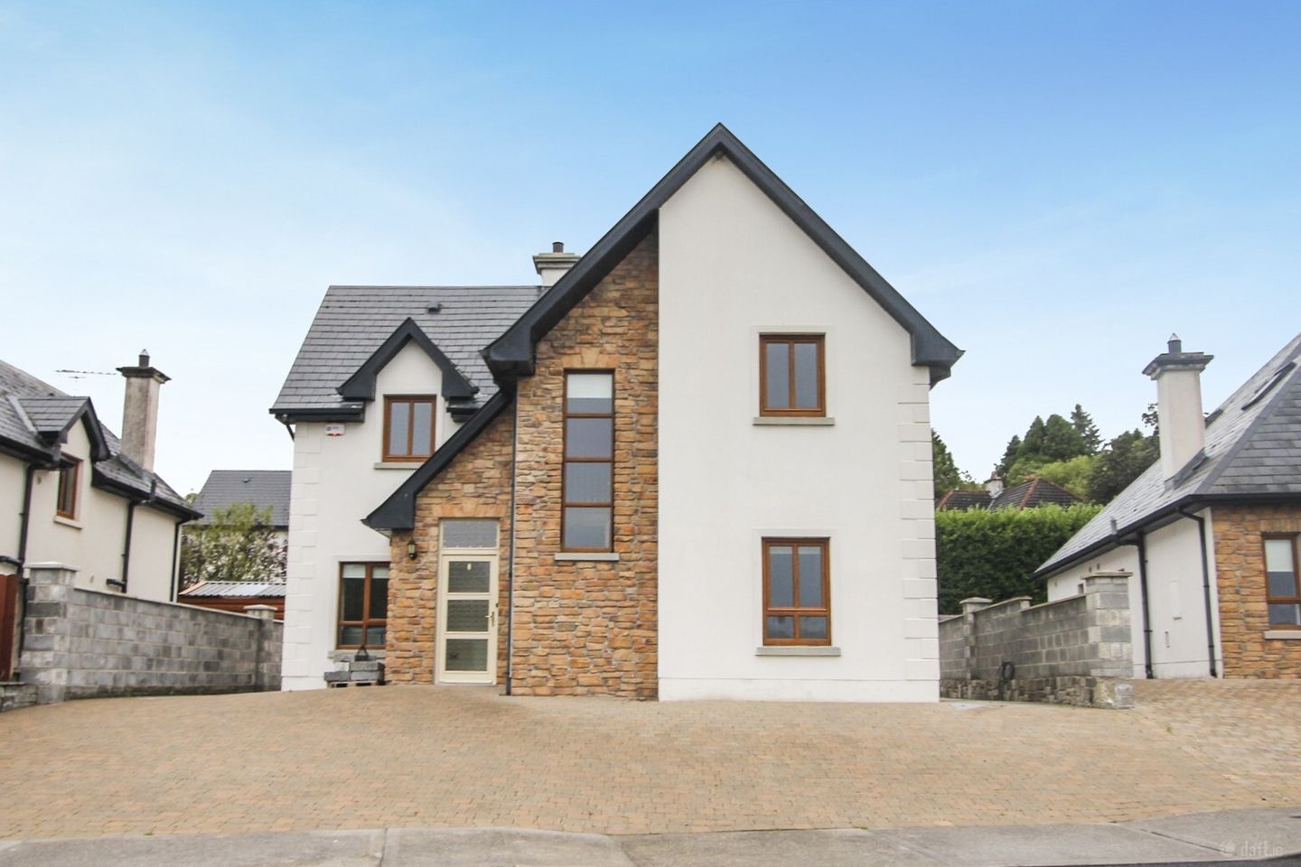 9 Oak Meadows, Drumsna, Co. Leitrim