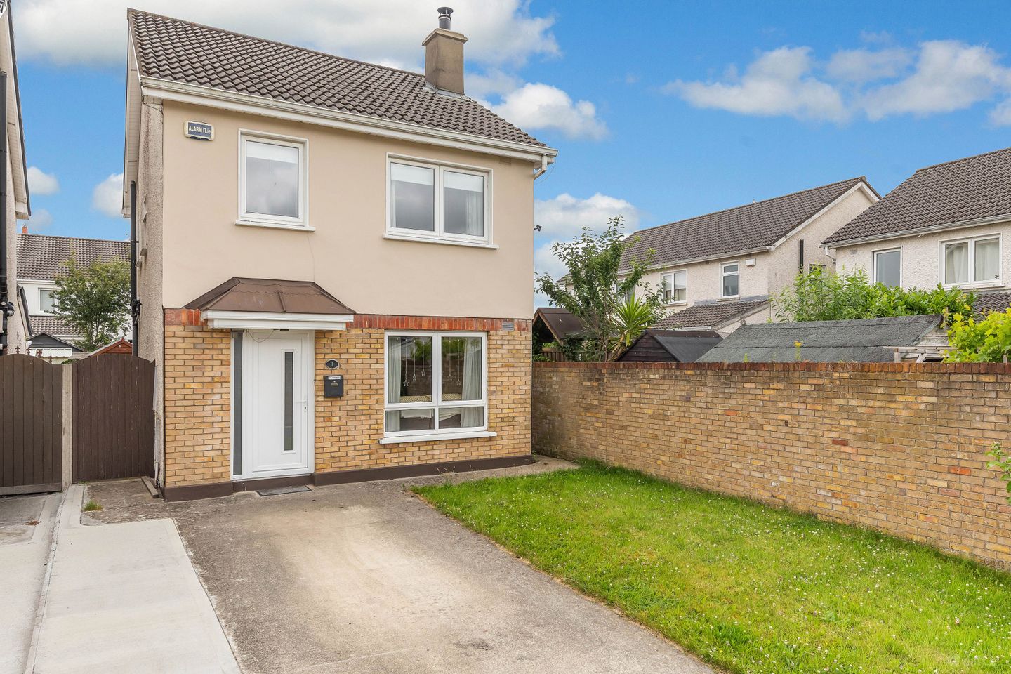 1 St Mochtas Lawn, Clonsilla, Dublin 15, D15X9T1
