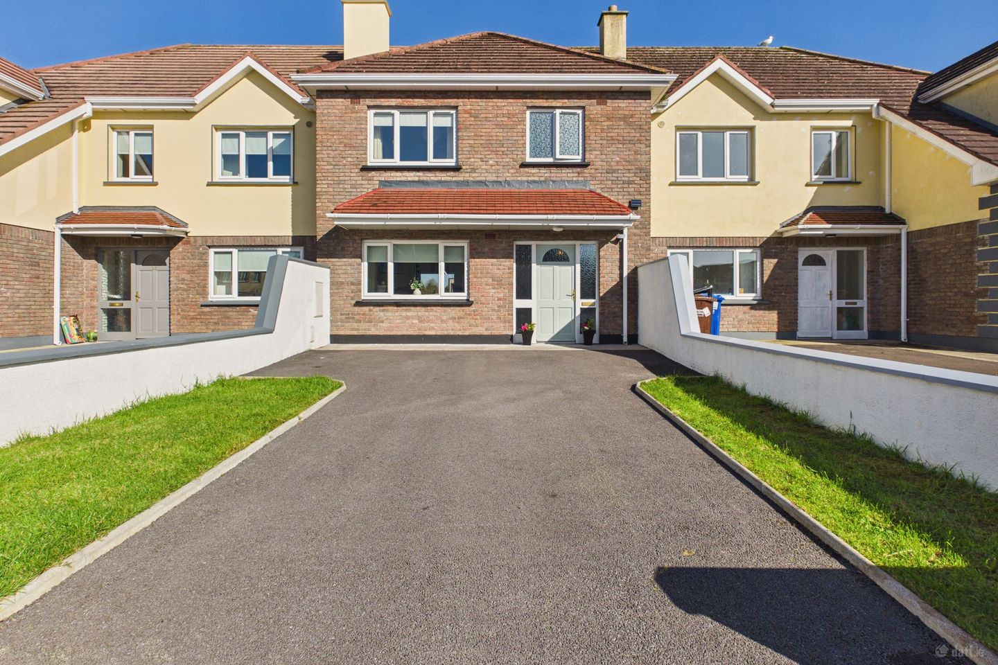 22 Abbeyfield, Ballaghaderreen, Co. Roscommon, F45HK29