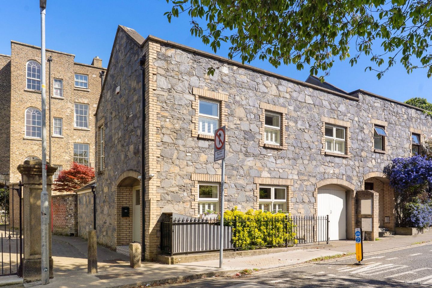 The Mews, 31 Rere Of Mountpleasant Square, Ranelagh, Dublin 6, D06P651