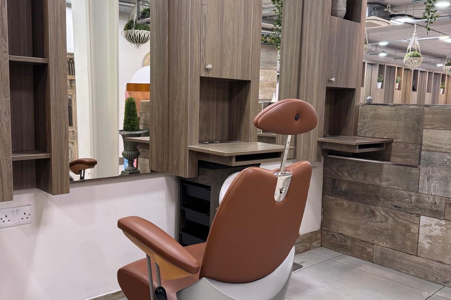 The Collective By Lloyds, Boxworks, 40-44 Patrick Street, Waterford, Ferrybank, Co. Waterford