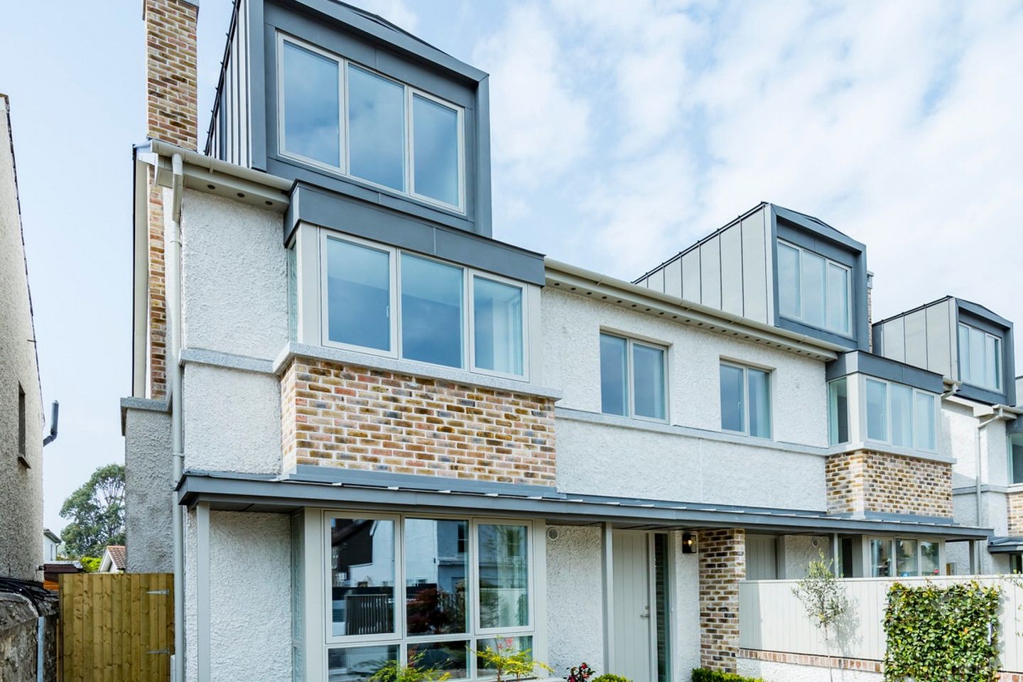 2 Schoolhouse Terrace, Glenageary, Glasthule, Co. Dublin