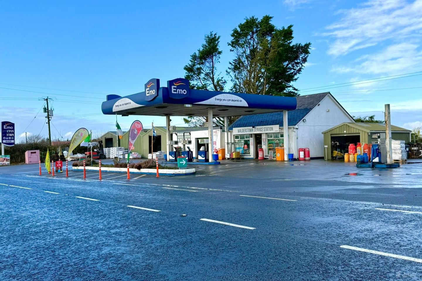 Walderstown Service Station, Walderstown, The Pigeons, Co. Westmeath, N37Y0Y2