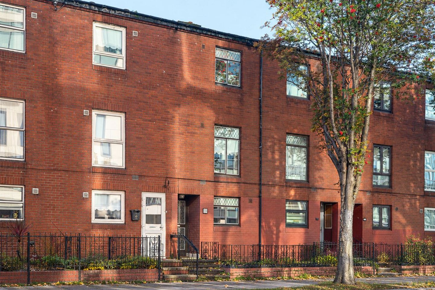 33 Hogan Place, Dublin 2, Grand Canal Dock, Dublin 2, D02P402