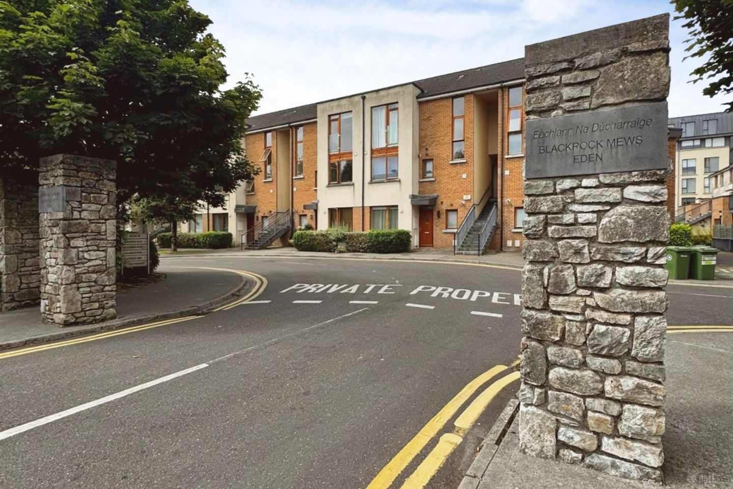 27 Blackrock Mews, Convent Road, Blackrock, Co. Cork, T12VK63