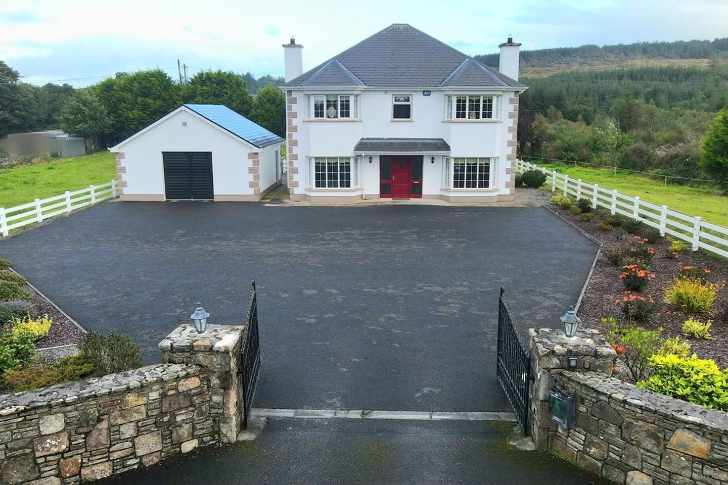 Cloonfane, Charlestown, Co. Mayo, F12DY93