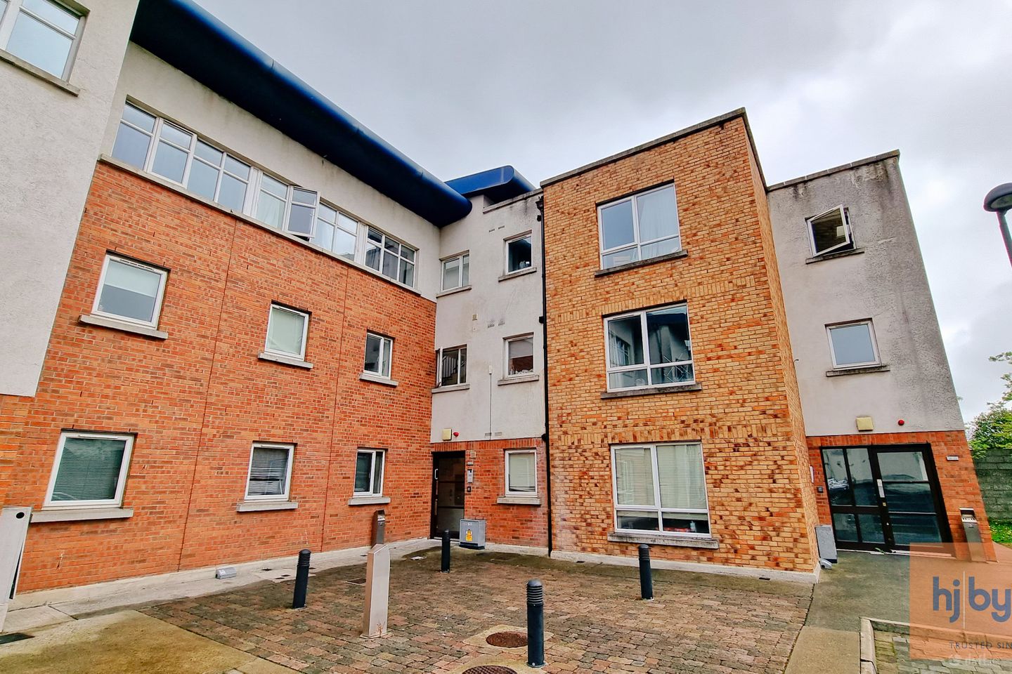 Apartment 17, Schoolhouse Court, Schoolhouse Lane, Santry, Dublin 9, Ireland, D09AX93