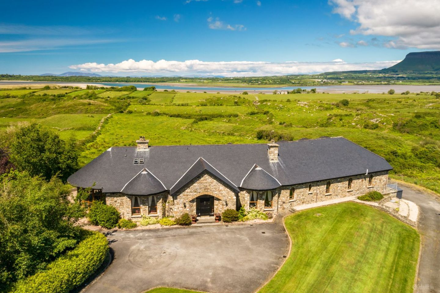 Down Yonder, Rosses Upper, Rosses Point, Co. Sligo, F91DK26