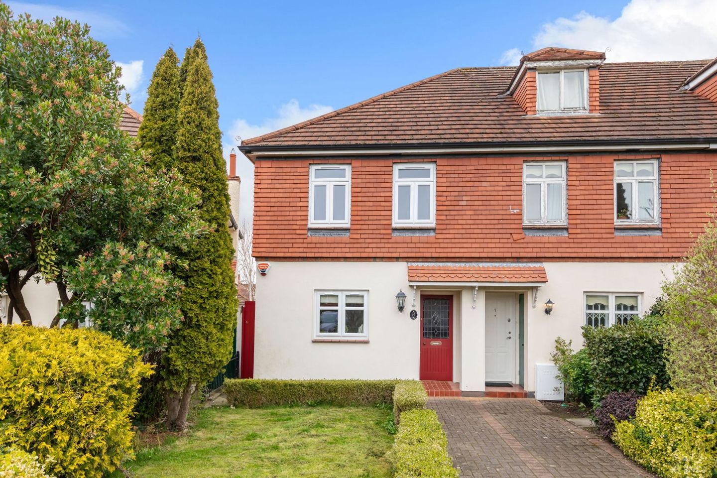 8 Hampton Crescent, Saint Helen'S Wood, Booterstown, Booterstown, Co. Dublin, A94EW01
