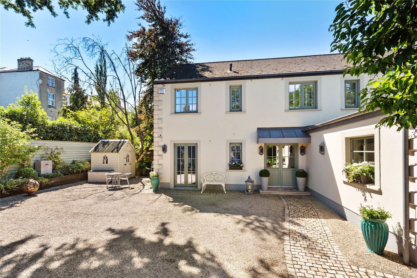 Raffin, 1 Raglan Lane, Ballsbridge, Dublin 4, D04Y0P1