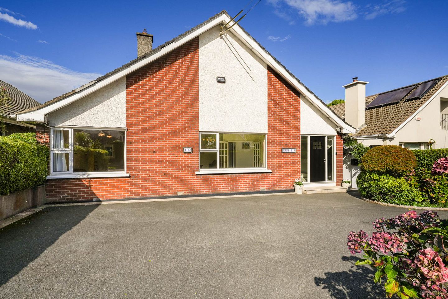 Casa Mia, 102 Avondale Road, Killiney, Co. Dublin, A96X0X5
