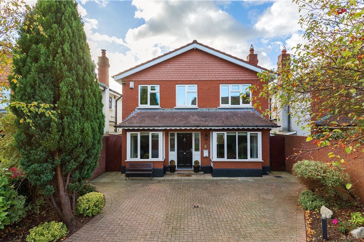 5 Foxrock Manor, Leopardstown Road, Foxrock, Dublin 18