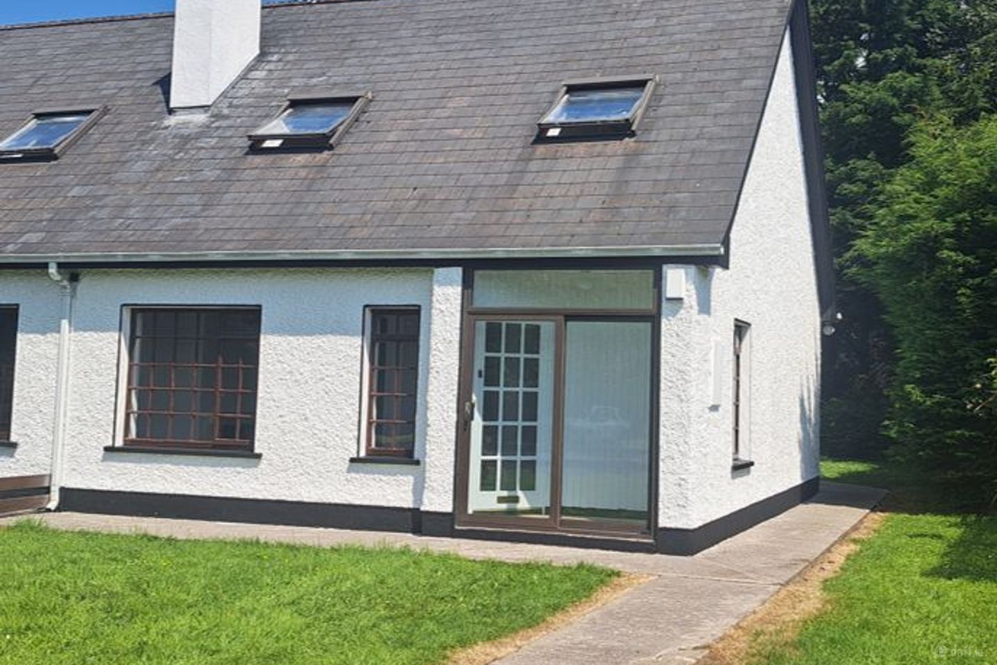 2 Woodlands Avenue, Dromahair, Co. Leitrim, F91YE29