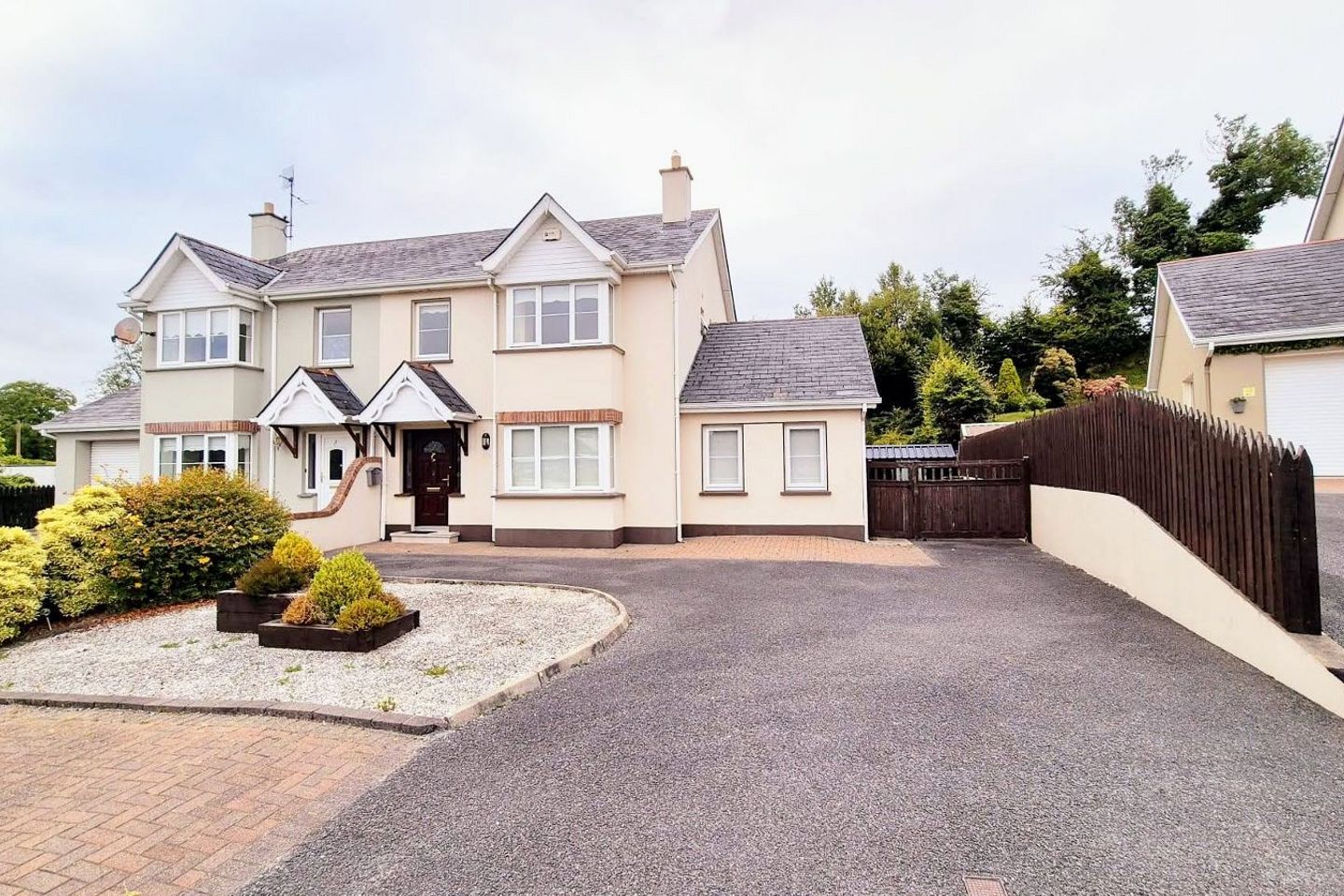 2 Clooneen Park, Manorhamilton, Manorhamilton, Co. Leitrim, F91A2A3