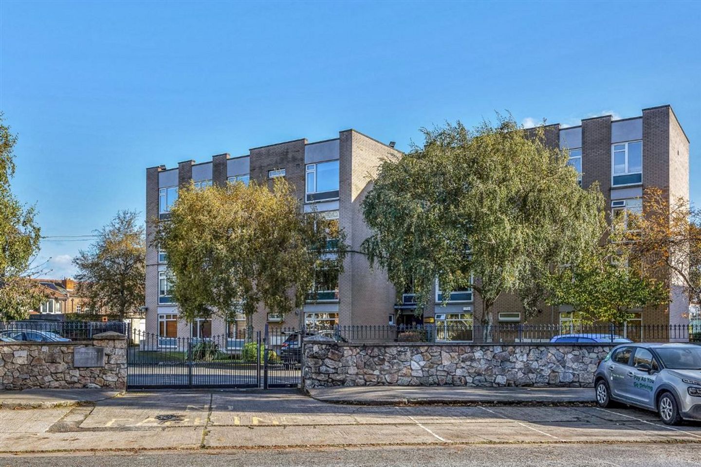 Apartment 3, El Greco, Saint James'S Court, D04 AX62, Sandymount, Dublin 4