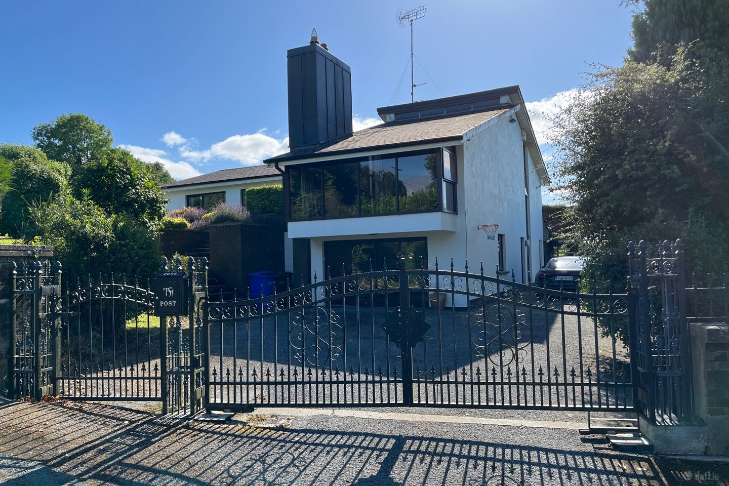 Fardrum with office, Athlone, Co. Westmeath