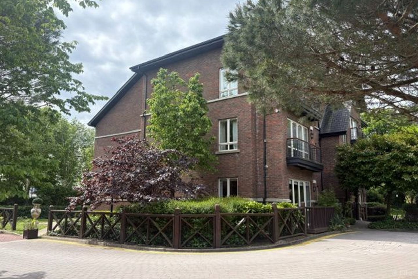 20 Woodview, Mount Merrion Avenue, Blackrock, Co. Dublin