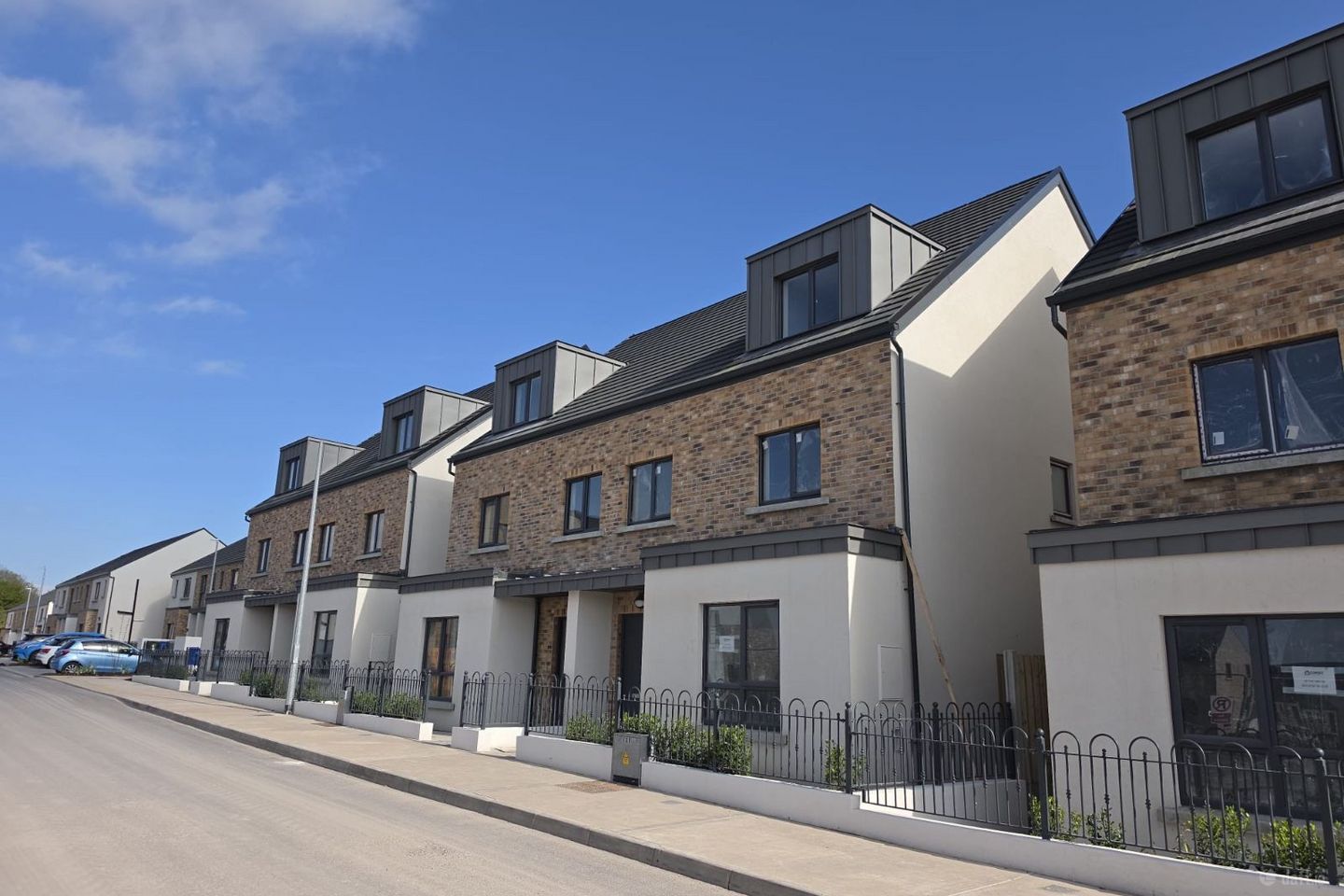 4 Bedroom Semi Detached, Belview Wood , Maryborough, Douglas, Co. Cork