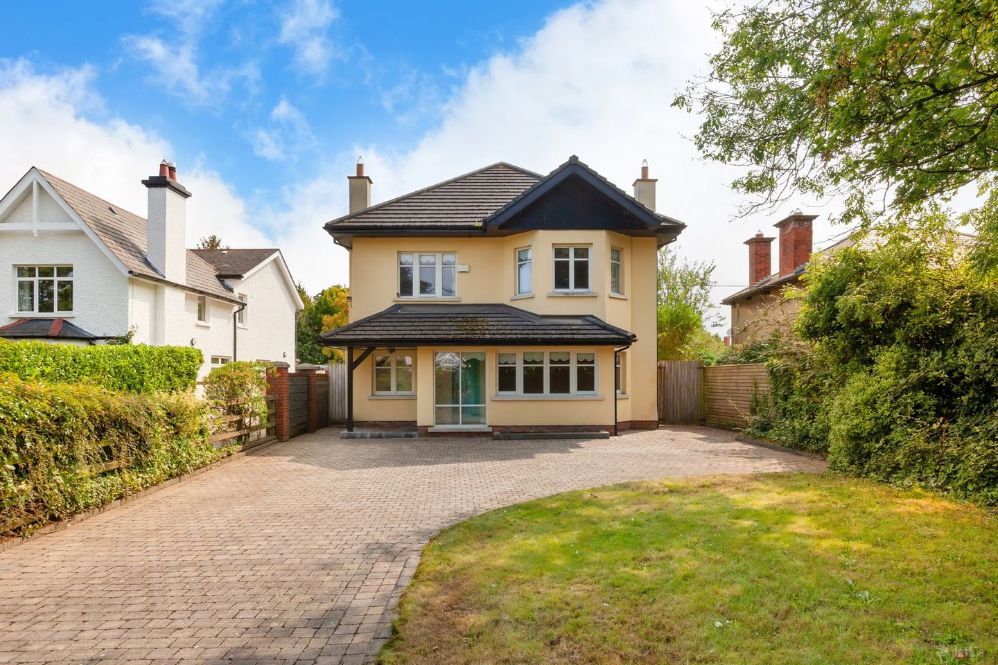 157 Howth Road, Clontarf, Dublin 3, D03KF70