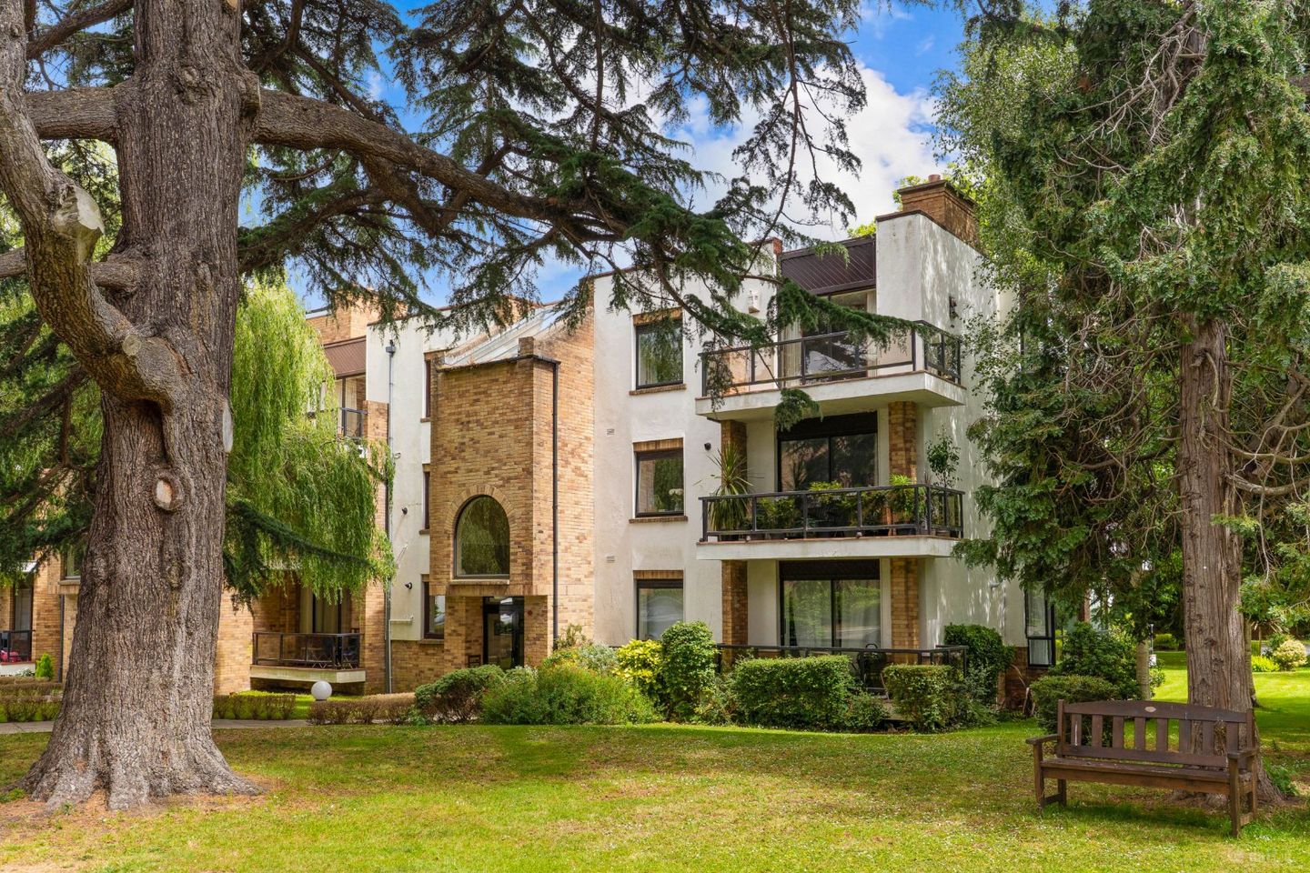 41 The Elms, Mount Merrion Avenue, Blackrock, Co. Dublin, A94C925